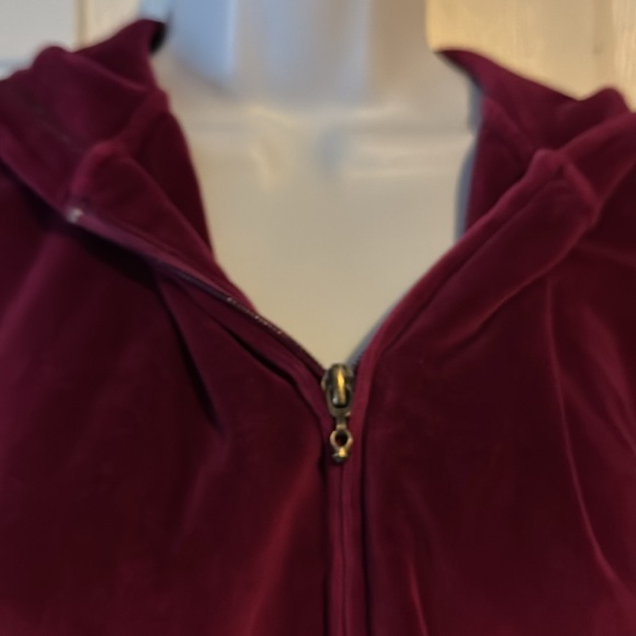 Raspberry velvet set - Picture 3 of 6